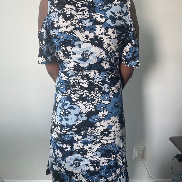 Venus Dress - Picture 5 of 9